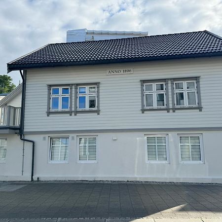 Ferienwohnung Charming House In The Harbour Of Jørpeland Exterior foto